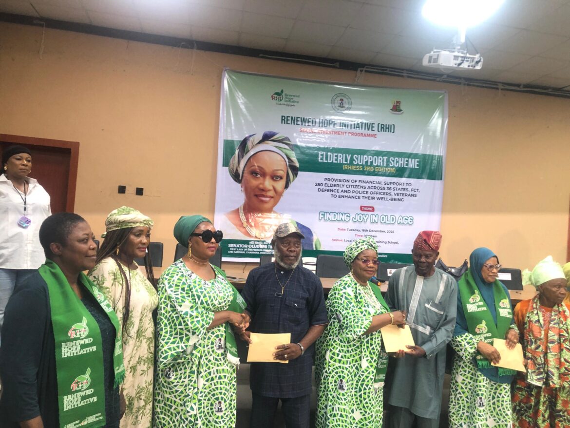 Oyo Elderly Residents Get N200,000 Each As Tinubu Rolls Out N50m Support Scheme